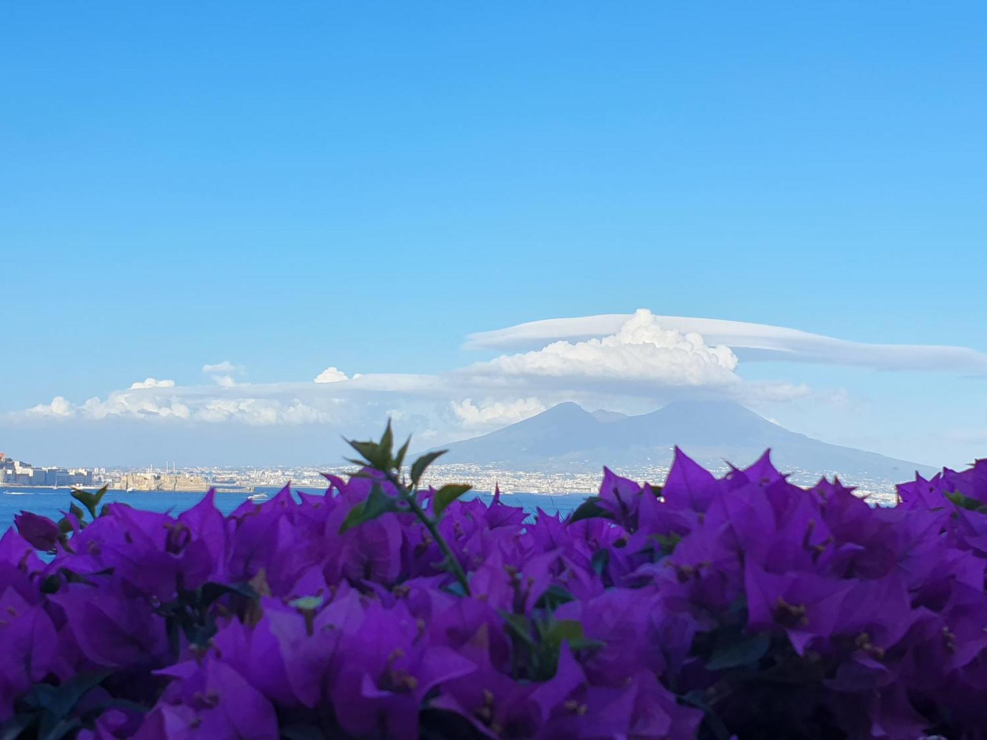 Appartamento Casa Adalu Napoli Esterno foto